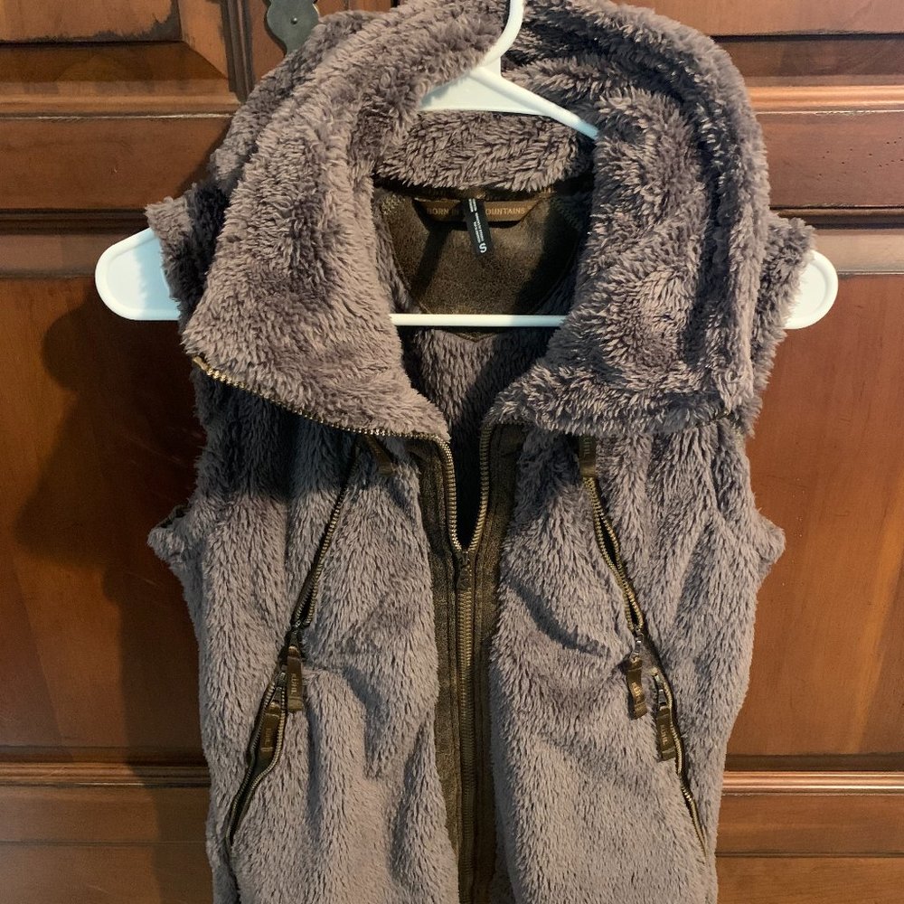 Kuhl Flight Vest size small